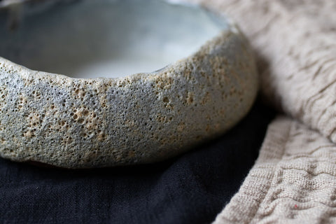 Meteorite - Medium hand-pinched bowl