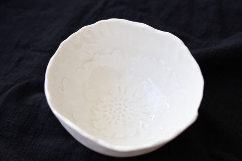 Cleopatra - medium, hand-carved porcelain bowl